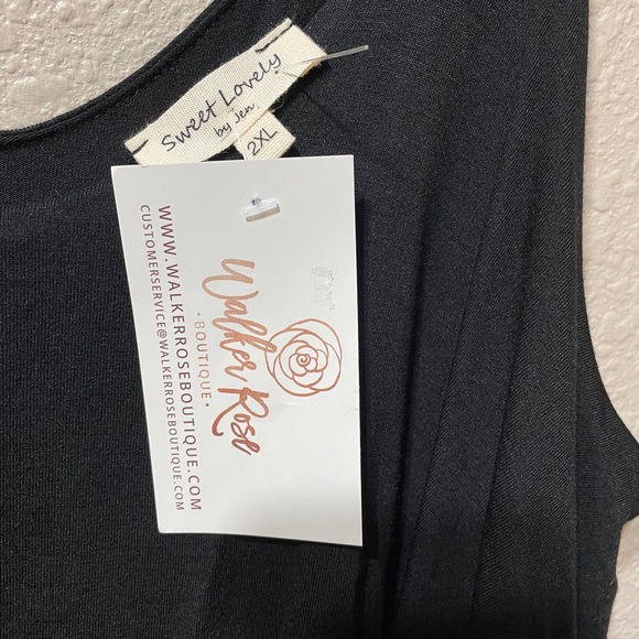 Boutique black romper plus size with pockets!!! - Picture 3 of 3